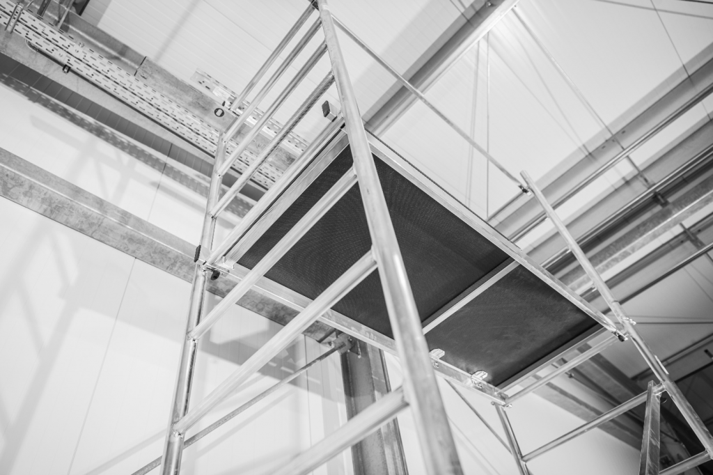 Benefits of choosing Aluminum scaffolding towers for construction work
